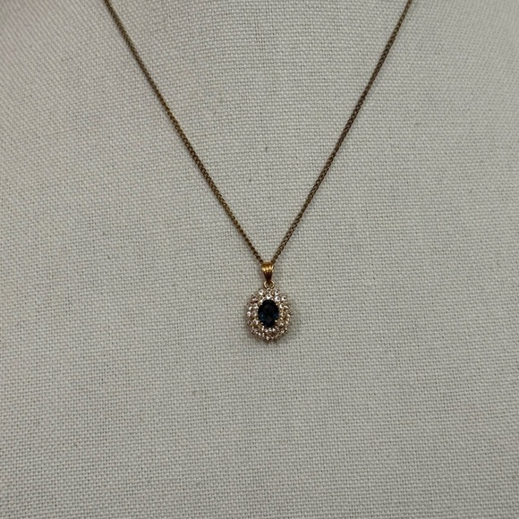 Elegant Gold and Blue Pendant Necklace - Picture 4 of 4